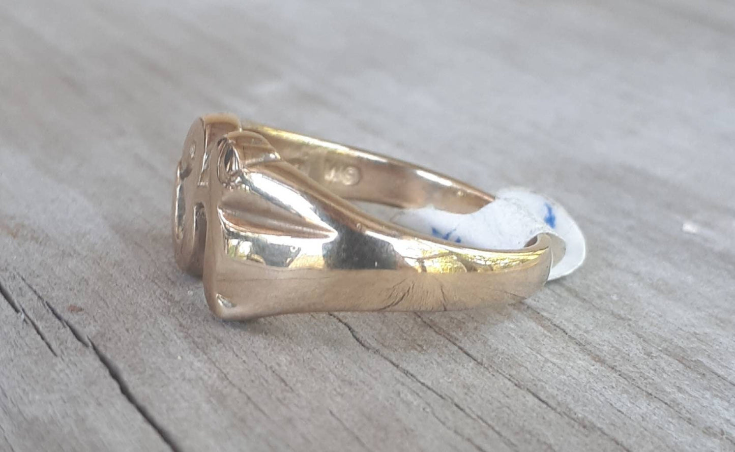Gold OM ring,solid 9k gold,9ct,unisex gold ring,yoga, spiritual,budda, boho,handmade,goddess,hippy,Hindi,peace ring,divine,