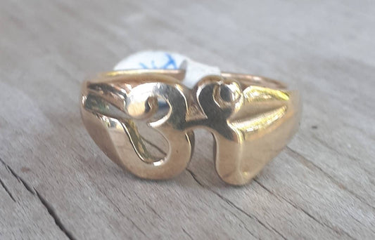 Gold OM ring,solid 9k gold,9ct,unisex gold ring,yoga, spiritual,budda, boho,handmade,goddess,hippy,Hindi,peace ring,divine,