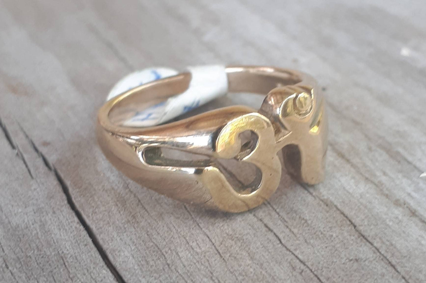 Gold OM ring,solid 9k gold,9ct,unisex gold ring,yoga, spiritual,budda, boho,handmade,goddess,hippy,Hindi,peace ring,divine,