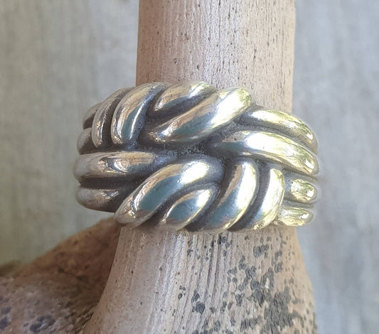 Knot ring,sterling silver,double knot,twisted knot,boho,gypsy,silver wire ring,unisex,handmade,bow