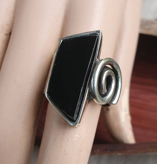Large long onyx ring,l925 sterling silver,black acrylic, boho,gypsy,new age,handmade,scroll,swirl, tribal,,stone ring,maori koru
