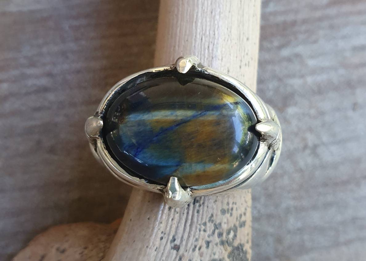 Blue tigers eye ring,sterling silver, claw ring,steampunk,dragon claw,gothic,punk,geiger,alien,talon,eagle,handmade,new age,