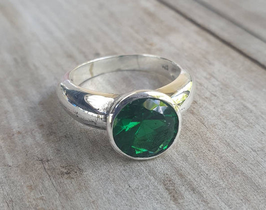 Green Cubic zirconia ring,sterling silver,green stone, cz,chunky solitare,silver cz,handmade, ring,goddess,boho,solitare ring,new age,