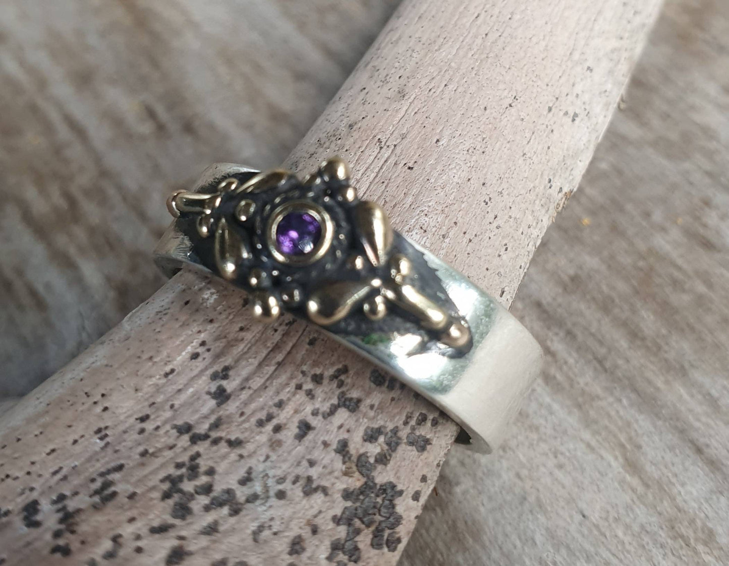 Gold and silver ring,9k gold & 925 sterling silver,two tone band,cz, filegree ornate top on silver band