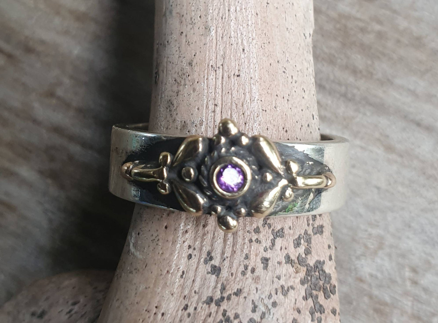 Gold and silver ring,9k gold & 925 sterling silver,two tone band,cz, filegree ornate top on silver band