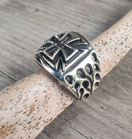 Flame cross ring,sterling silver,cross ring, even sided cross,steampunk,gothic,punk,men's fashion,Celtic cross,knights templar