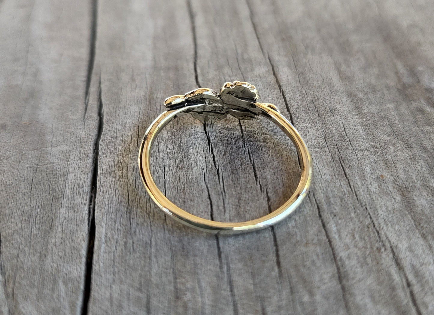 Gold Flower ring,9k dainty,petite ring,pinkie ring,boho,shabby shic,
