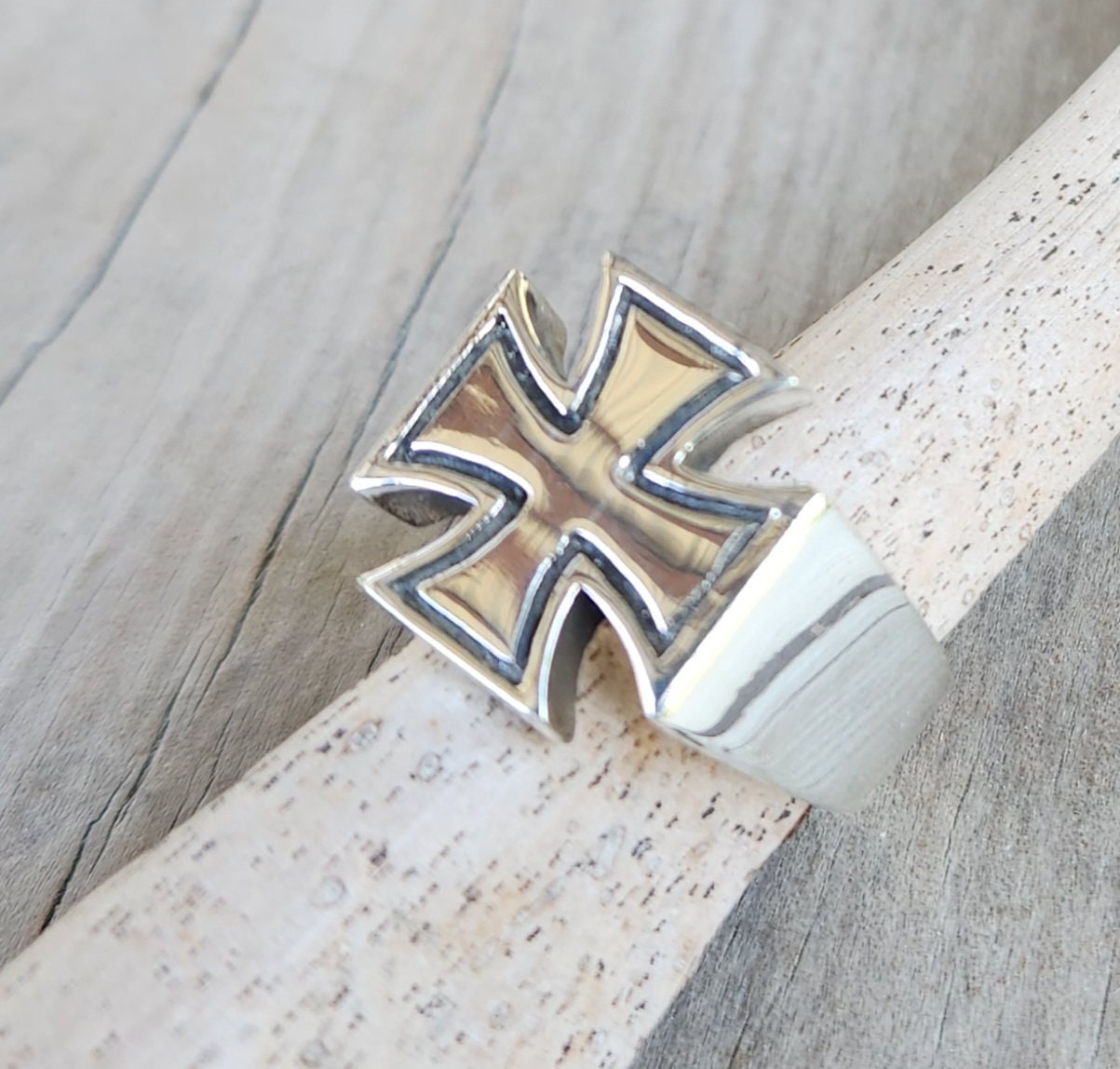 Maltese cross ring, solid sterling silver, knights templar, celtic,even sided cross,steampunk,gothic,