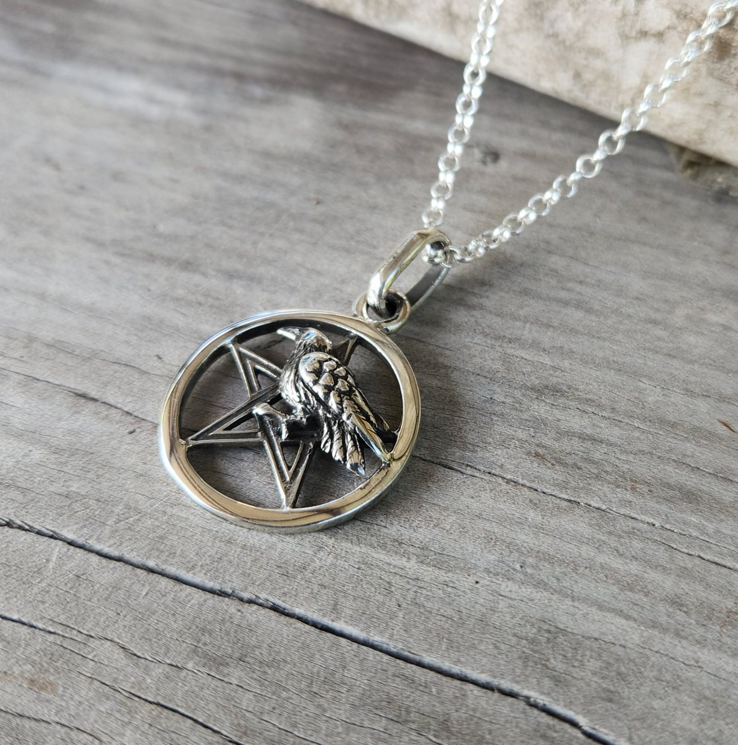 Raven Pentagram pendant,sterling silver,crow,,occult,wiccan,witch,wizard,magic,binding,druid,boho,goth,handmade,