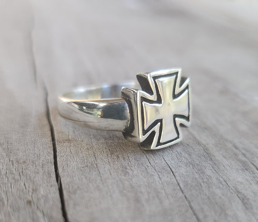 Small cross ring,sterling silver,chopper, even cross,solid chunky ring,Hetfield tribute, steampunk,gothic, Celtic cross, ,knights templar