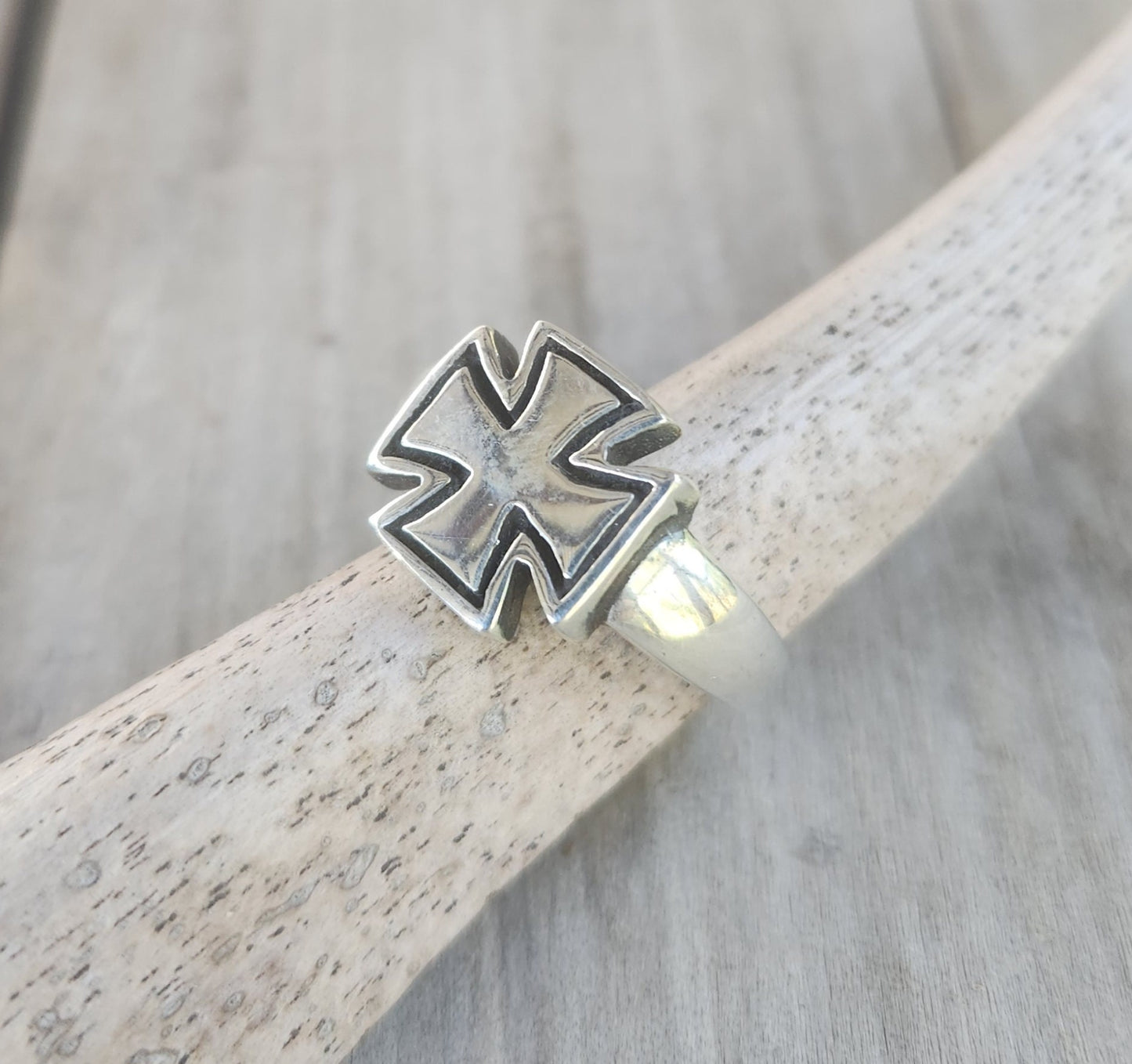 Small cross ring,sterling silver,chopper, even cross,solid chunky ring,Hetfield tribute, steampunk,gothic, Celtic cross, ,knights templar