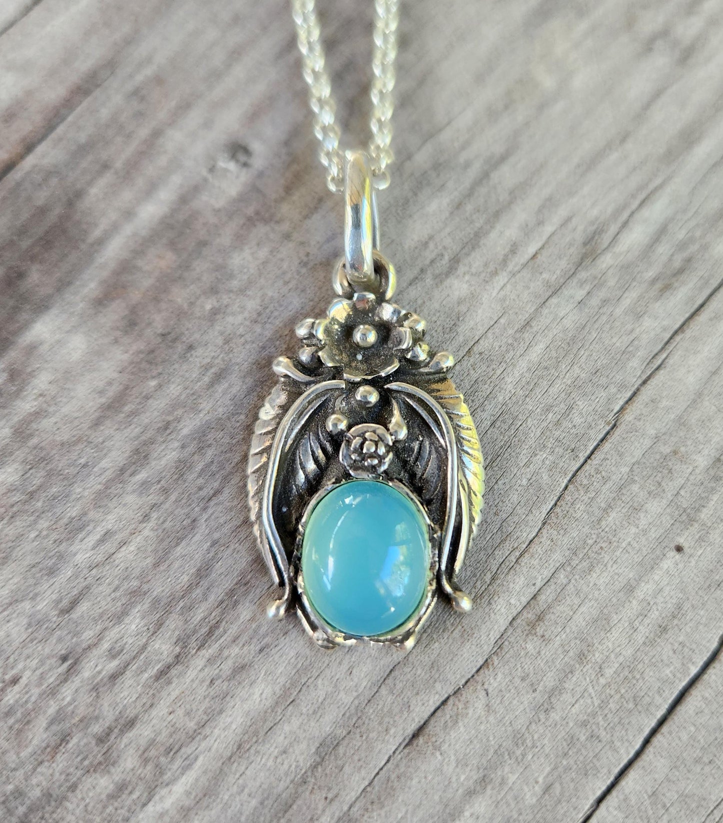 Mohave pendant,oyster copper stone,sterling silver,Navajo Indian style,flower,leaf,boho,gypsy,tribal,handmade,gemstone necklace