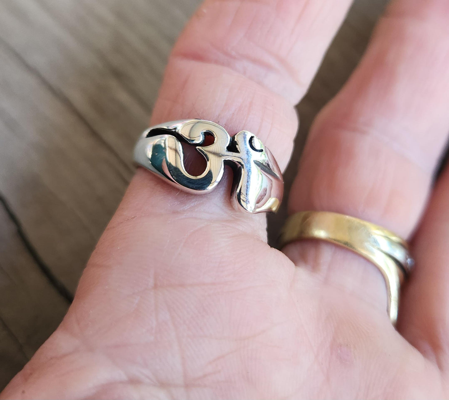 OM rings STERLING SILVER,peace,yoga,meditation,oneness,4 sizes available