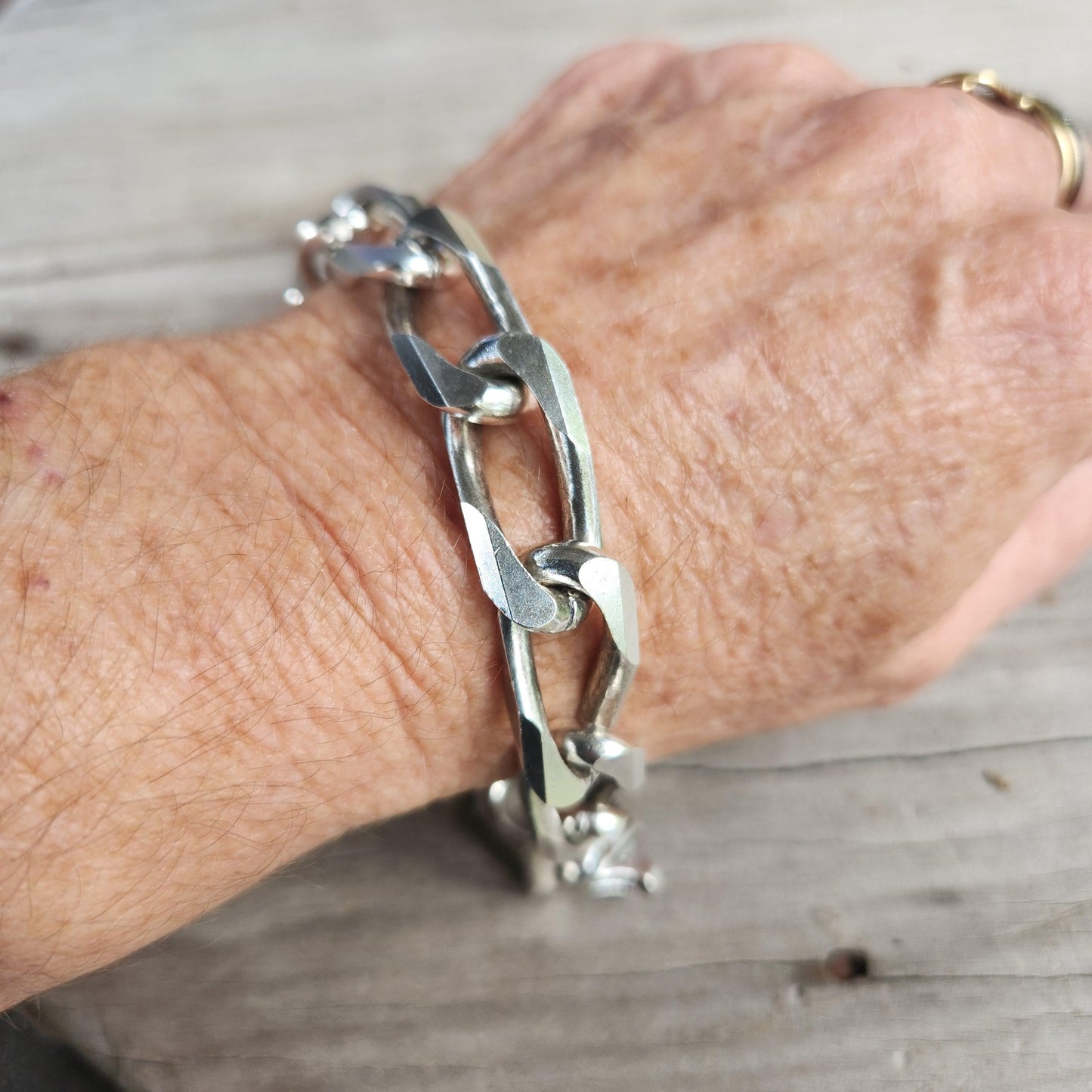 Silver diamond cut curb bracelet,sterling silver,matt finish,chunky chain,plain chain,