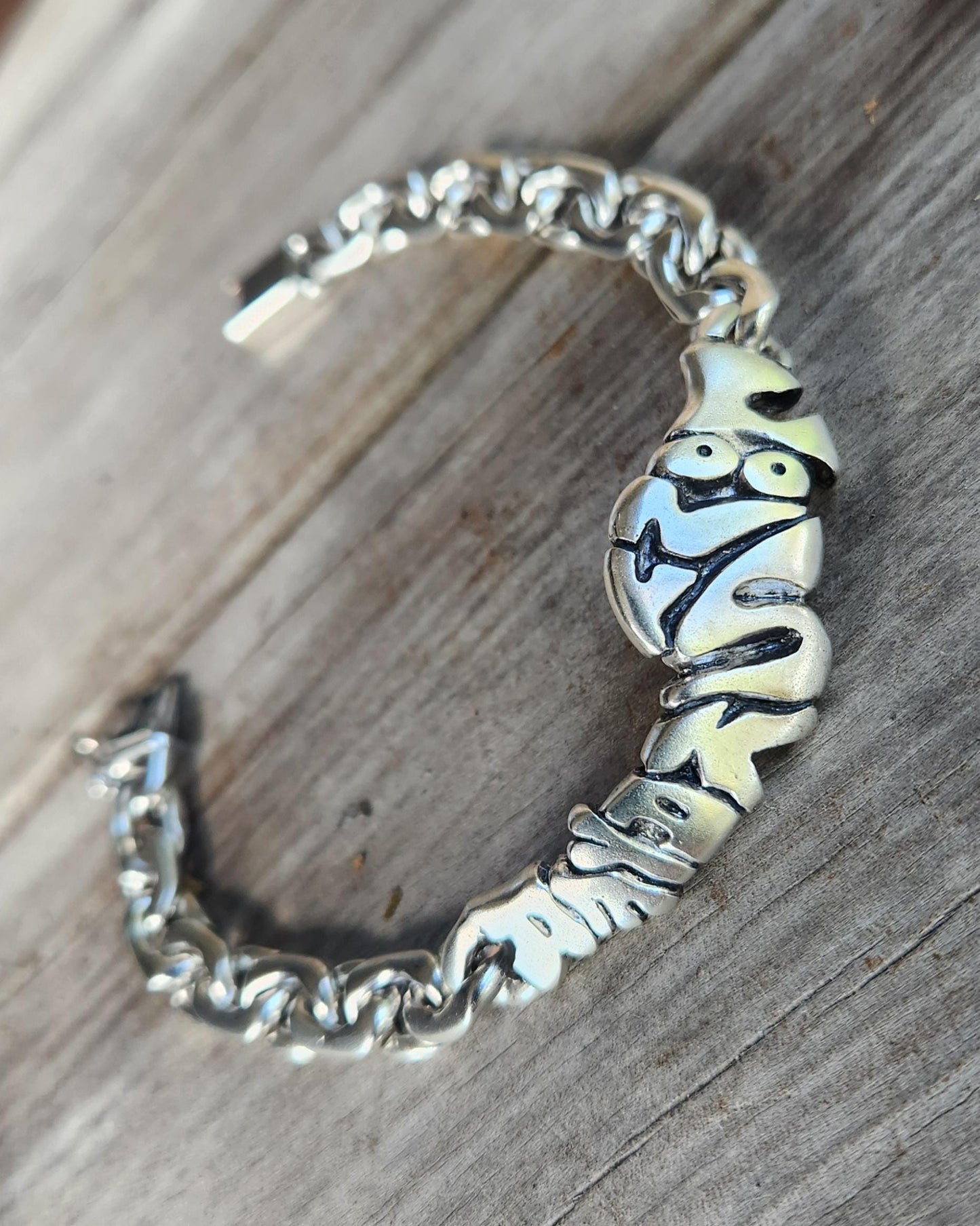 Skater bracelet,sterling silver,skateboard,looney skater bubble graffiti writing,skateboarder