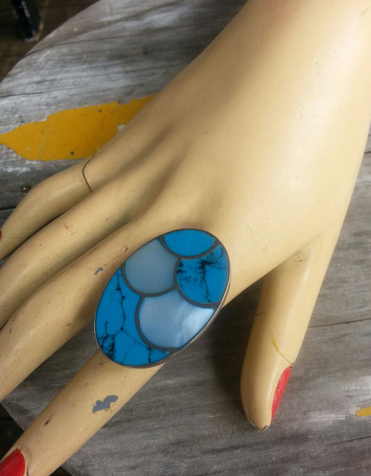 Large oval ring,925 sterling silver,inlay turquoise and mother of pearl,boho, goddess ring,new age,shell ring,mosaic,chunky ring,gypsy,