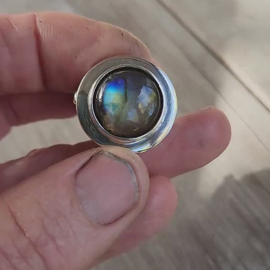 Labradorite ring,sterling silver,,chunky ring,wedding ring,blue green stone,boho,gemstone ring,handmade, retro ring,modern,industrial,signet