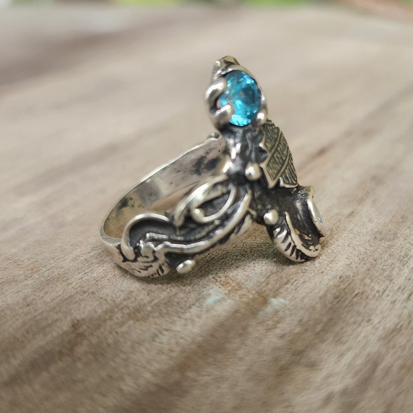 Ladies Harley Davison Vintage ring, 925 sterling silver set with blue cz.long HD ring.