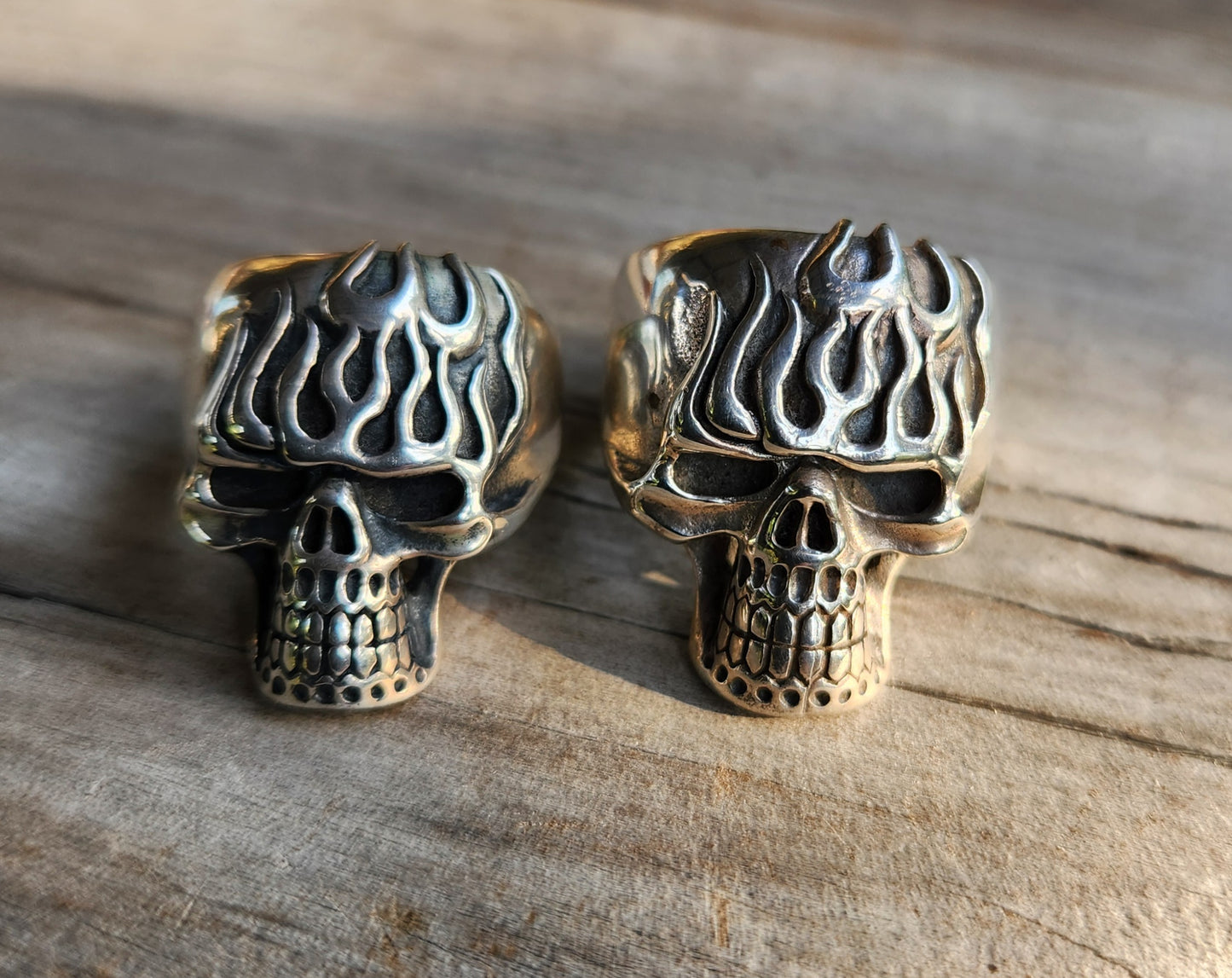 Skull flame ring,925 sterling silver,kustom kulture roth flame,muscle car, steampunk,gothic, punk,small skull ring,hipster