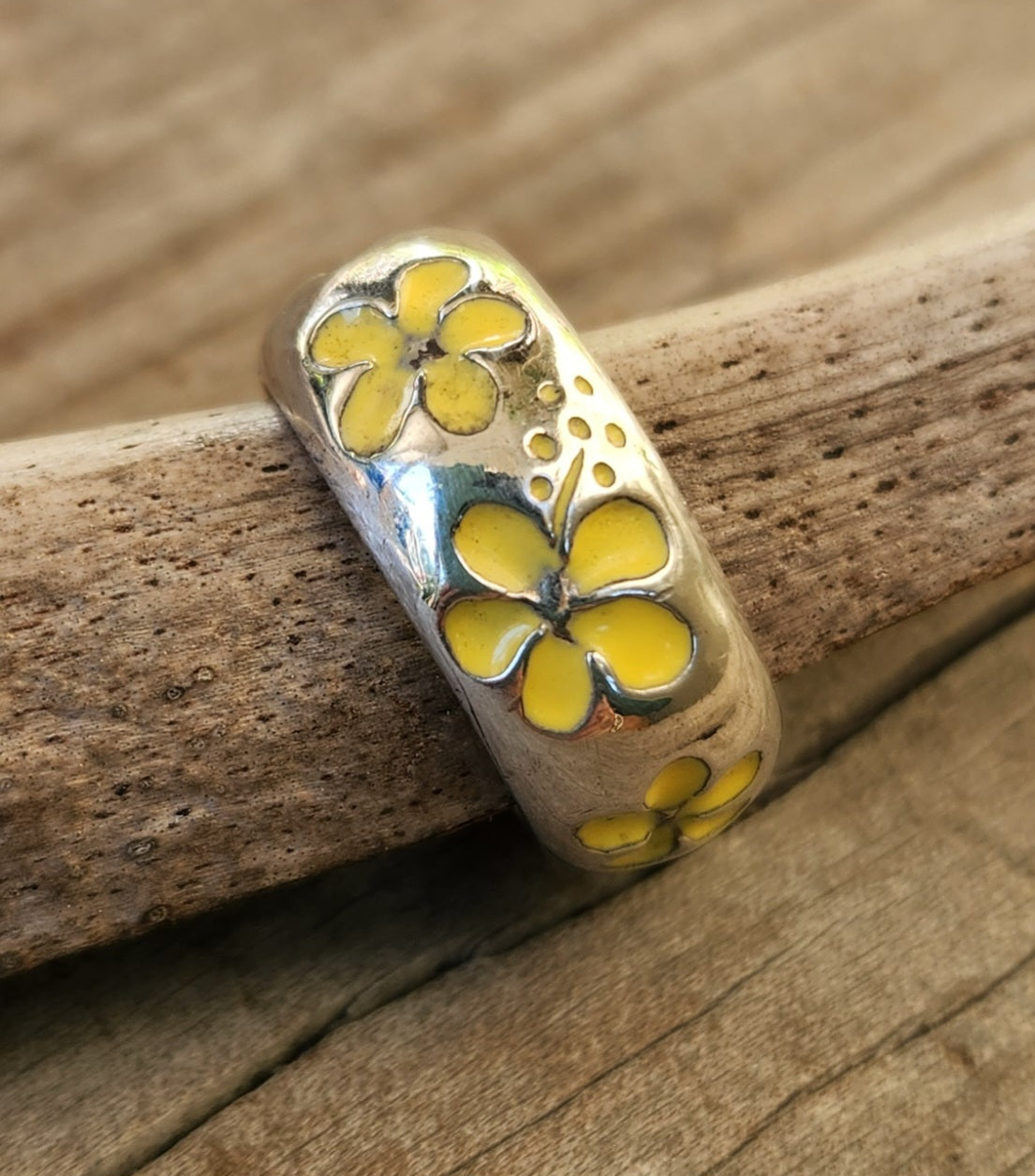 Hibiscis frangipani ring,925 sterling silver band,Hawaiian yellow enamelled flower.