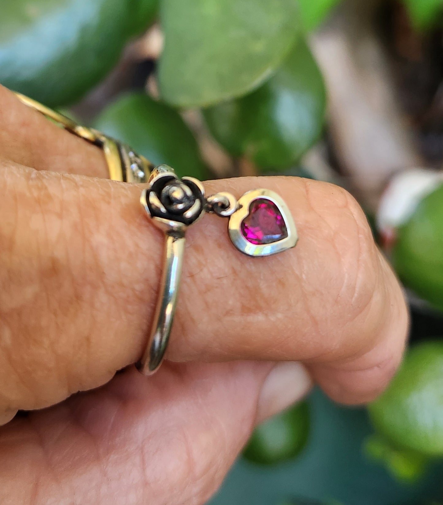 rose heart dangling ring,925 sterling silver,cz,2mm halo mixed metal ring,thin stacker ring,