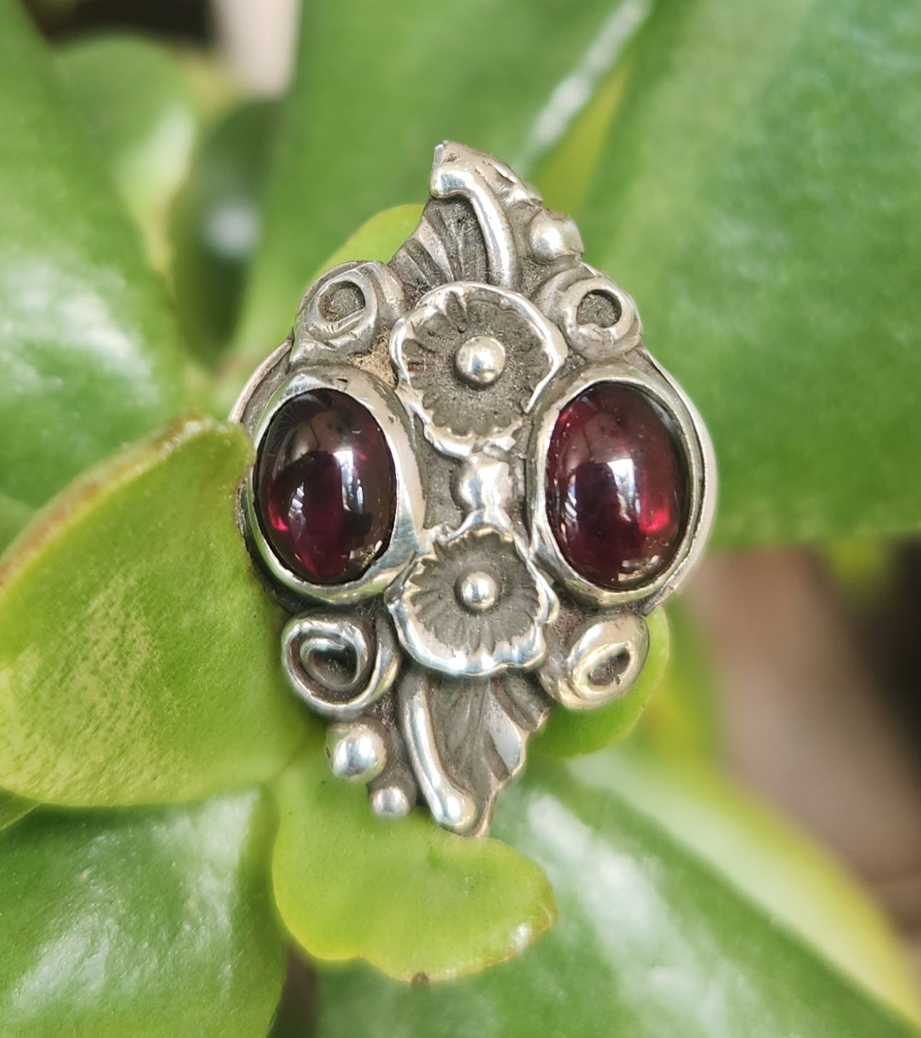 Garnet ring,leaf ring, sterling silver, flower,rockabilly,long ring,boho,gypsy,tribal