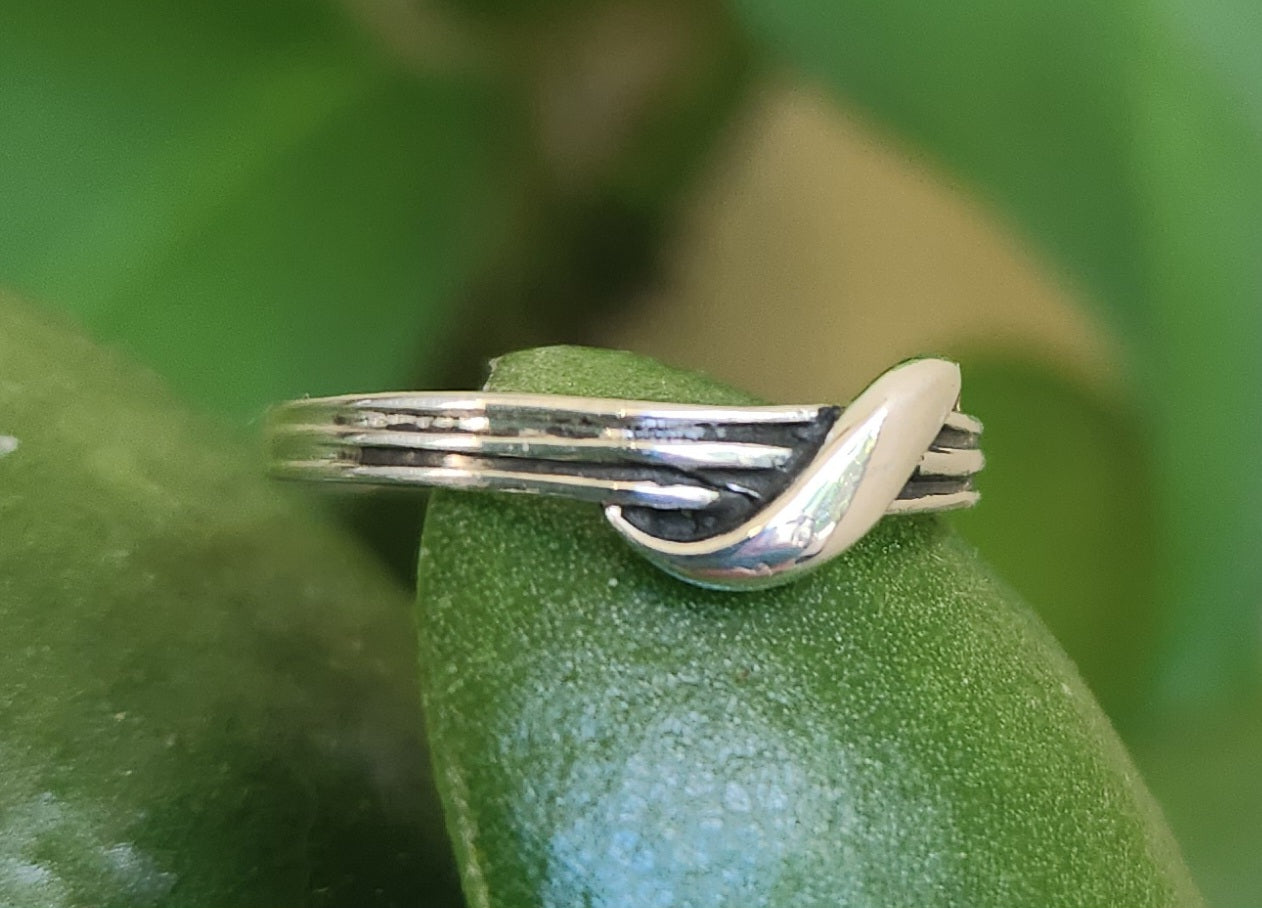 Small pinkie ring,925 Sterling silver, fine boho band