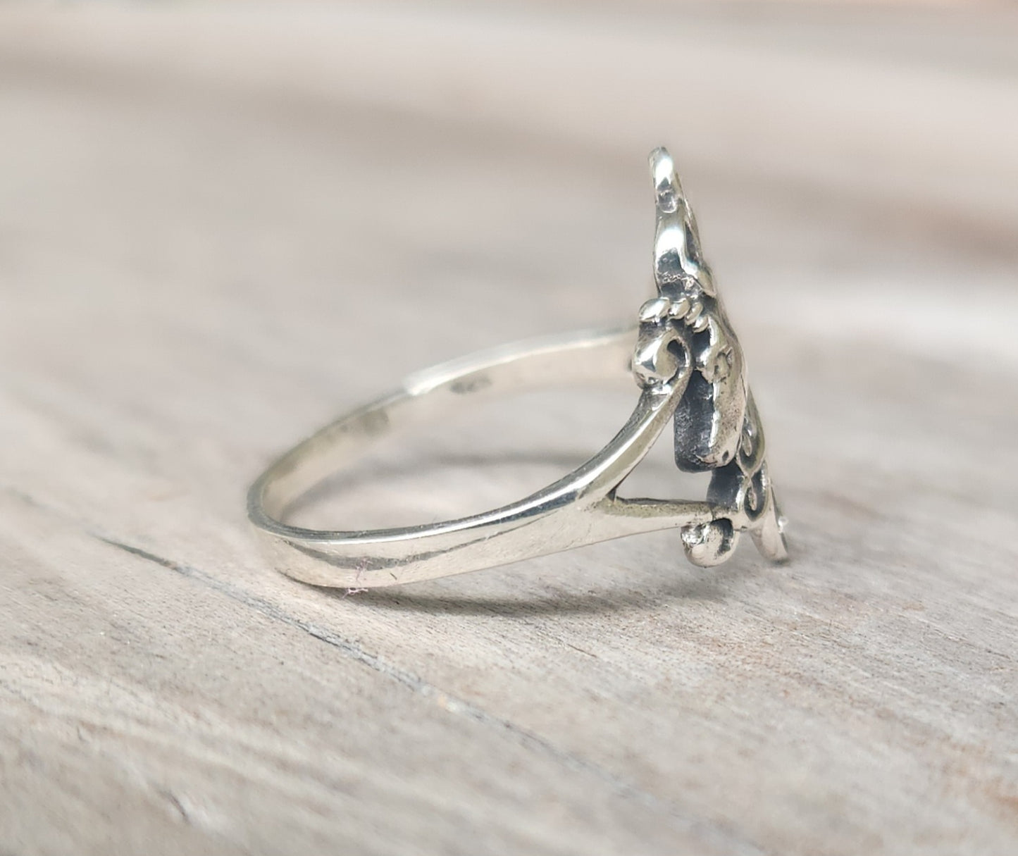 Unicorn ring,sterling silver,Scrolly haired,mythical horse,fantasy ring,new age, boho,hippy,art nouveau,magic,woodland,fairy tale
