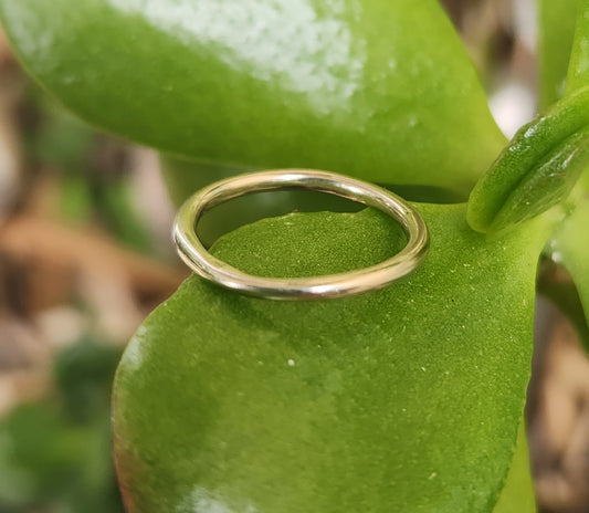 gold halo band,9k gold,1.5mm round,Stacker ring,solid gold not plated,thin plain gold band,fine and dainty,boho,pinkie ring