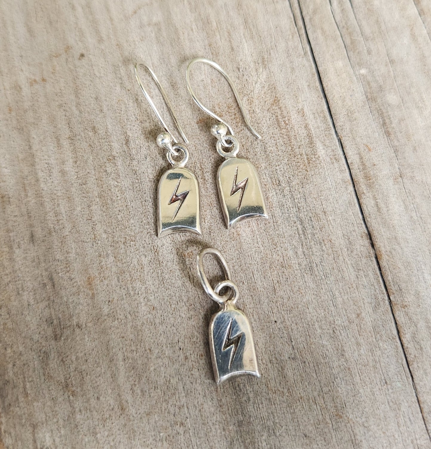 Boogie board,925 sterling silver,lightening bolt,surf pendant,charm,earrings wave,surfer, sterling silver,surf charm,beach jewelry,handmade,