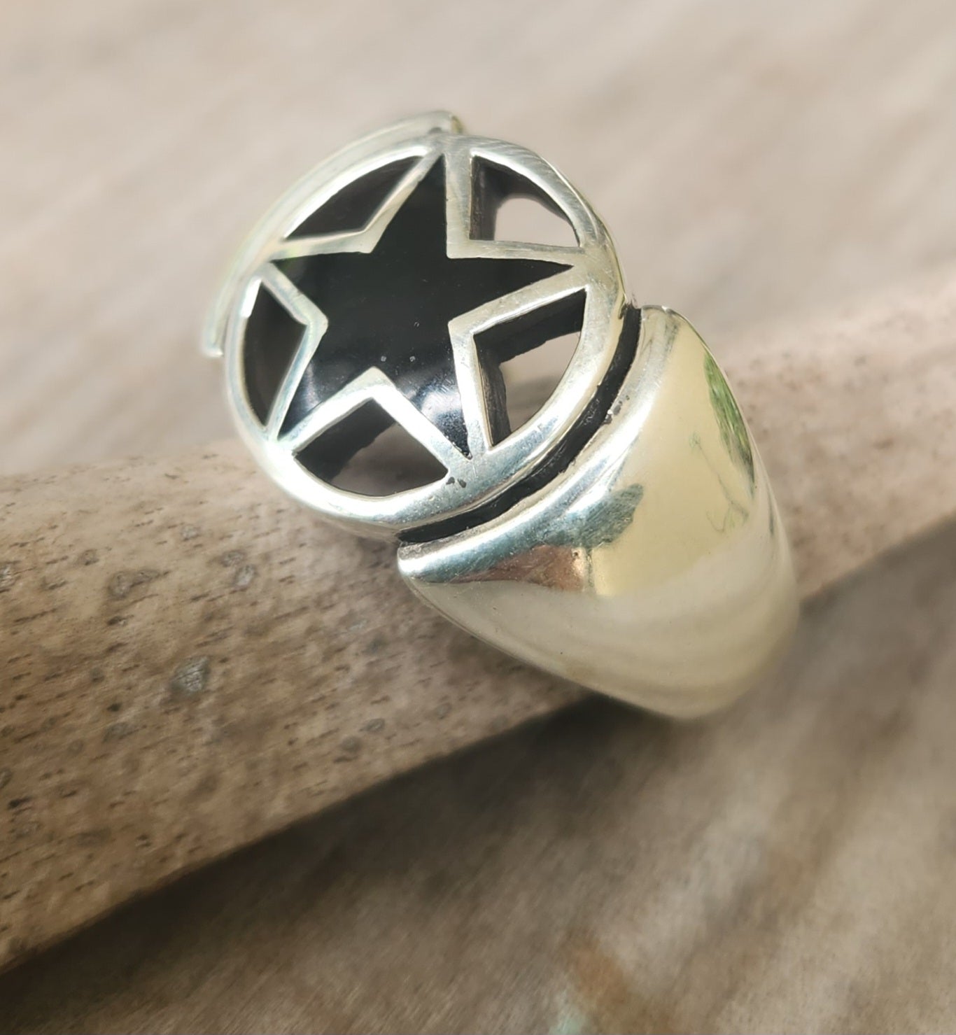 Large star ring,Sterling silver,black enamel star, size 14,caltex star,