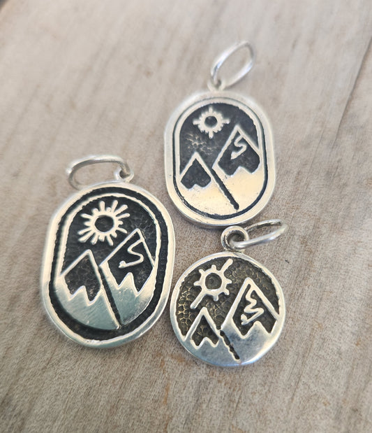 Trekking Snow mountains,925 sterling silver,nordic,ski walking,hiking pendant,snowboard,shinrin-yoku