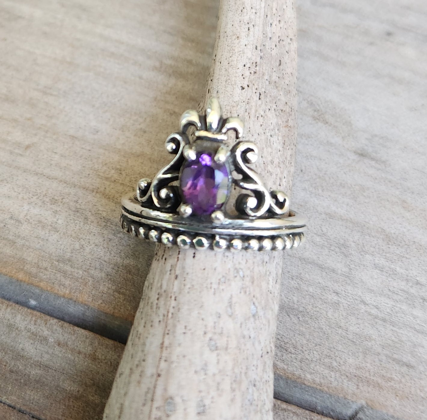 Amethyst ring,vintage scroll,925 sterling silver,fluer d lil crown,steampunk,art nouveau,long ring, victorian,boho,gypsy,handmade,