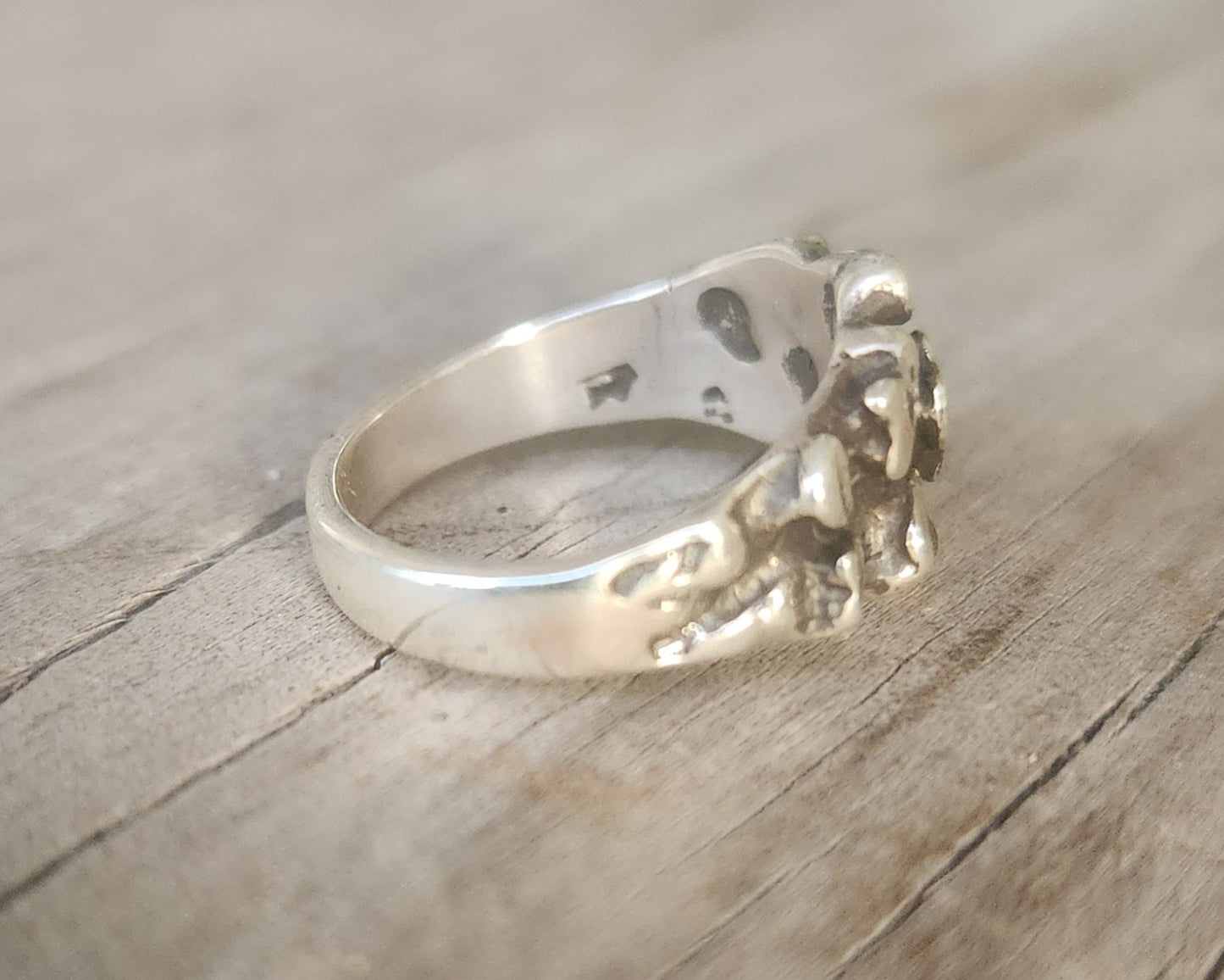 Small Nugget hammered ring,925 Sterling silver,rustic band