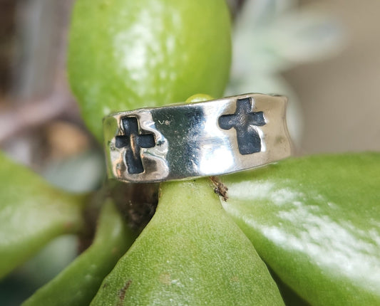 Cross ring,hammered sterling silver,handmade, nugget,rustic, steampunk,industrial band,wedding, dress ring