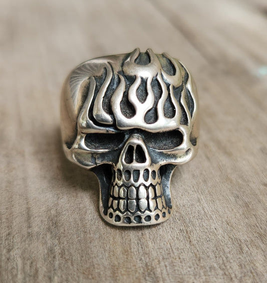 Skull flame ring,925 sterling silver,kustom kulture roth flame,muscle car, steampunk,gothic, punk,small skull ring,hipster