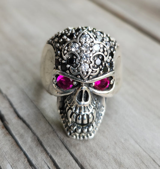 Skull ring,925 sterling silver bling,cubic zirconia,rockabilly,handmade,mens fashion,chunky ring,pirate