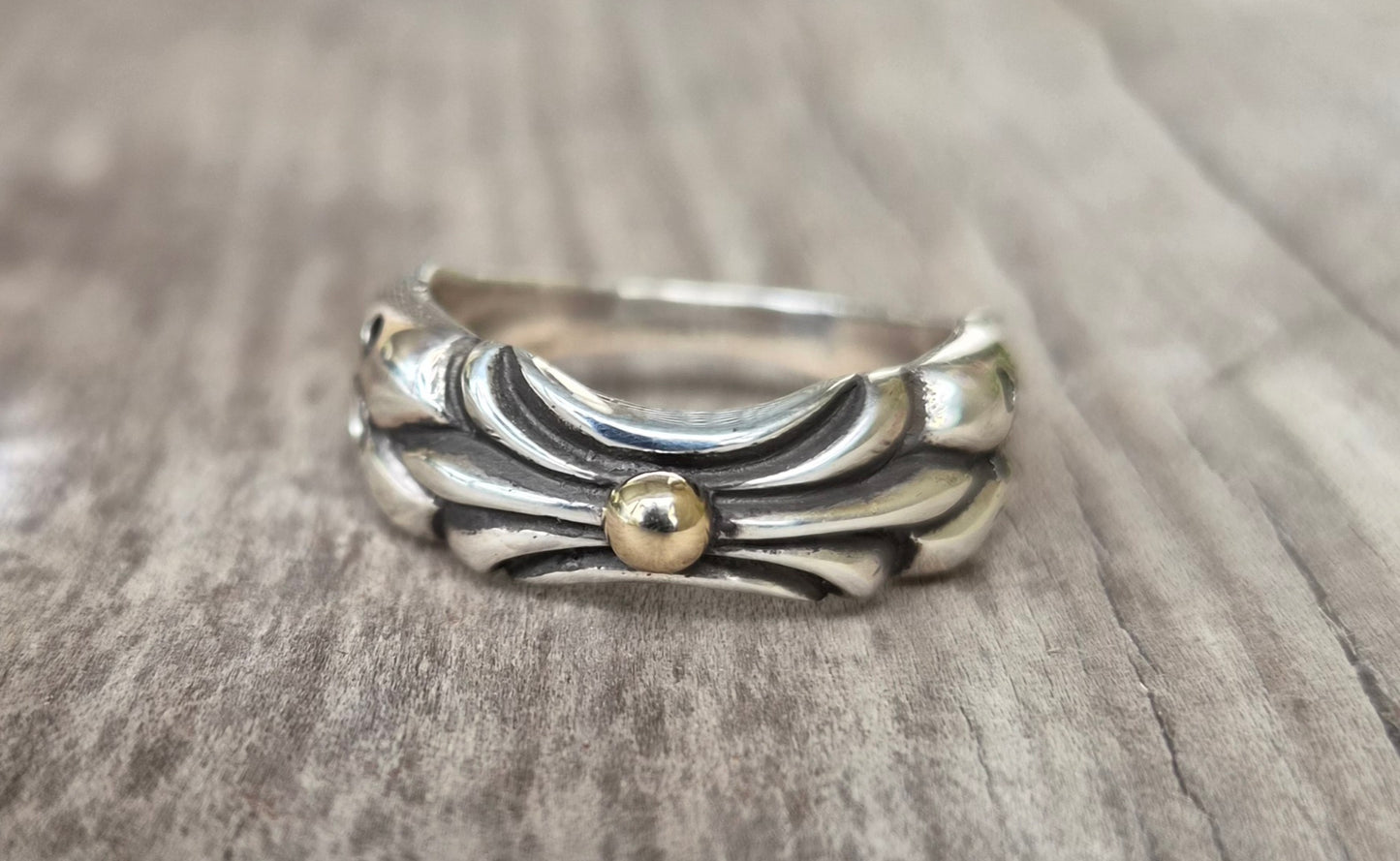 Two tone ring,9k Gold ball on 925 sterling silver band,vintage
