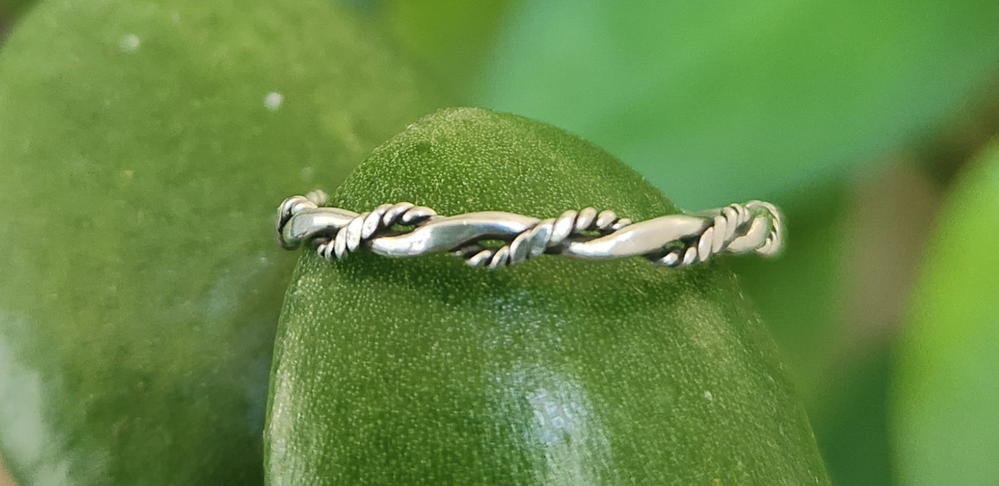 Stacker ring,Twisted flat wire band,925 Sterling silver,woven fine,boho,thin silver ring,pinkie wire ring