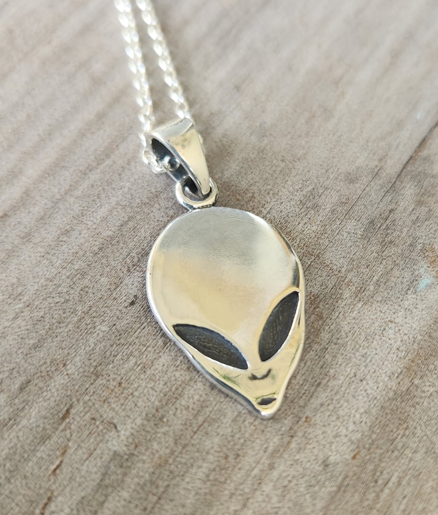 Gold Alien,ufo pendant, 9k gold,solid 9ct.