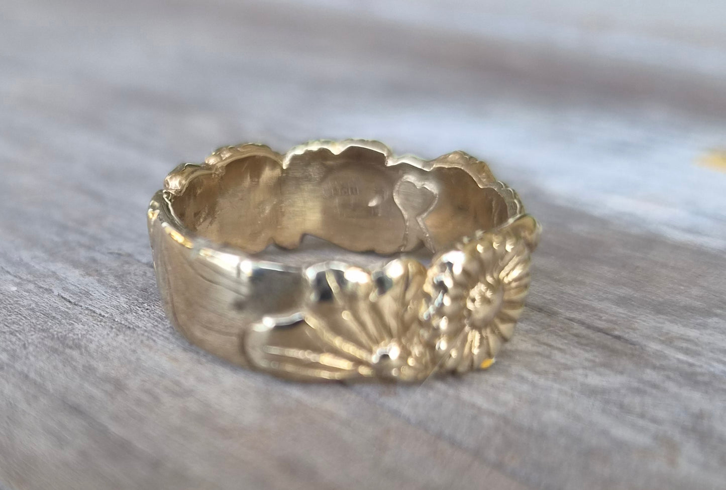 Gold sunflower ring,9ct/9k gold,solid not plated,woodland,