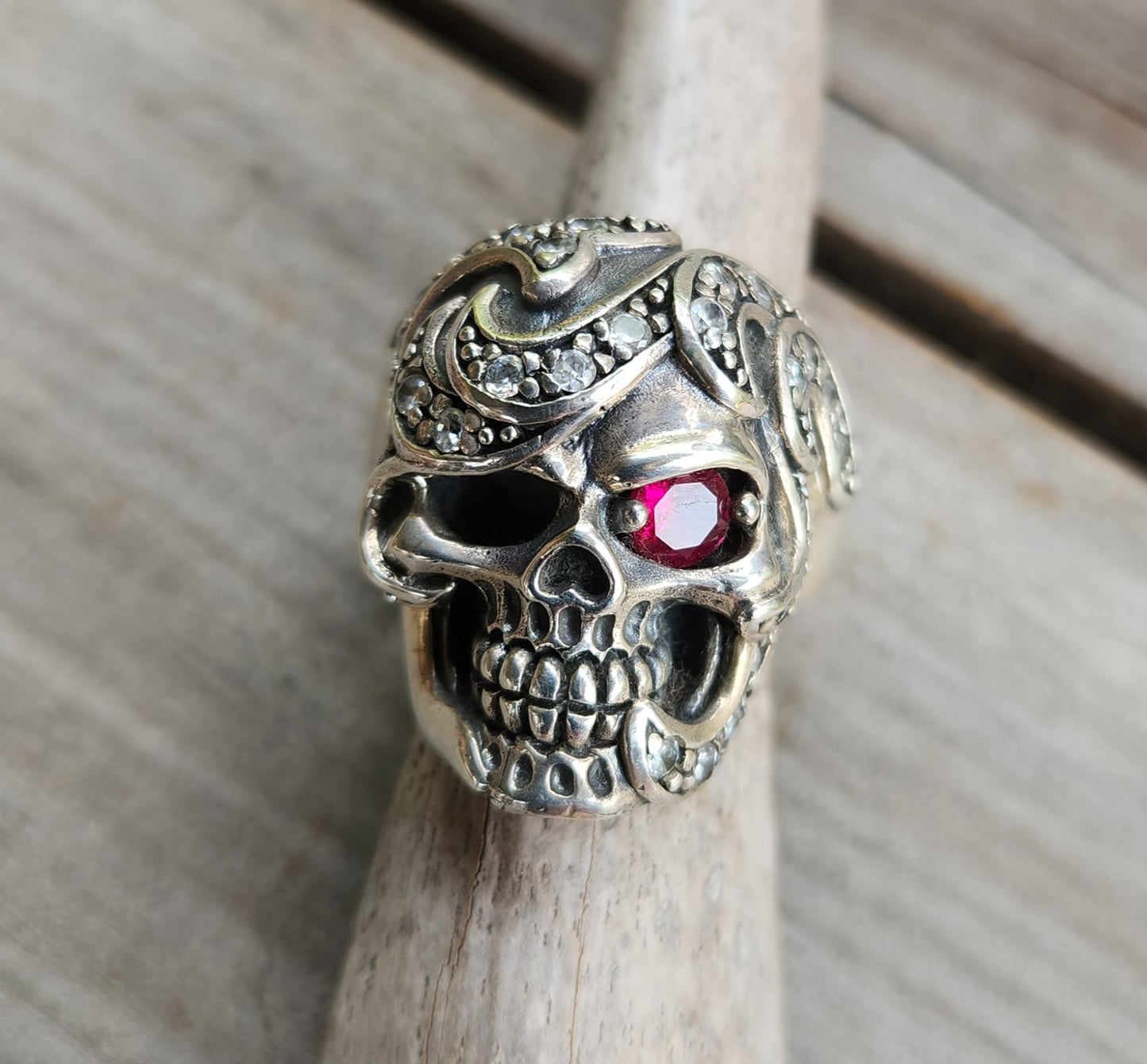 Skull ring,925 sterling silver bling,cubic zirconia,rockabilly,handmade,mens fashion,chunky ring,pirate