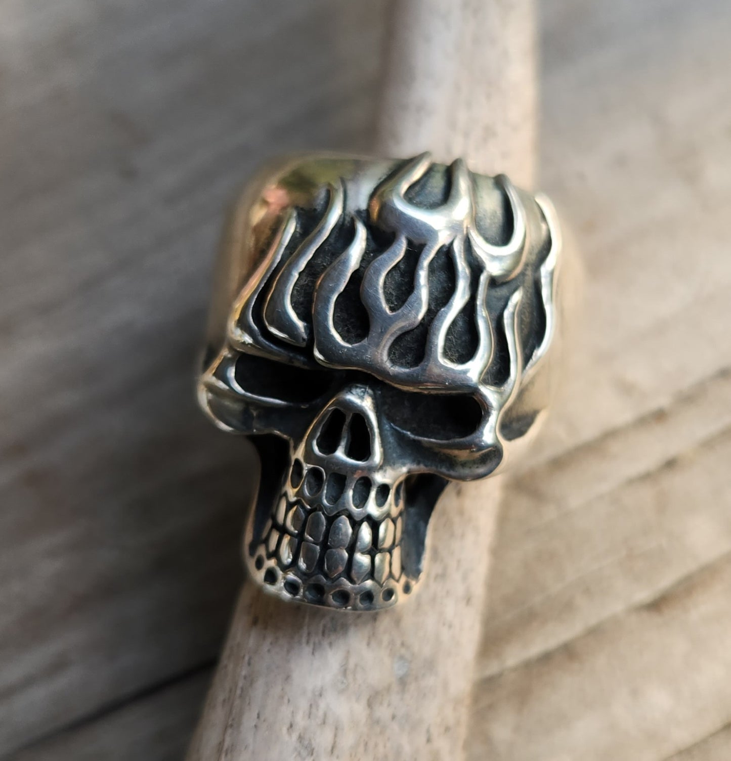 Skull flame ring,925 sterling silver,kustom kulture roth flame,muscle car, steampunk,gothic, punk,small skull ring,hipster