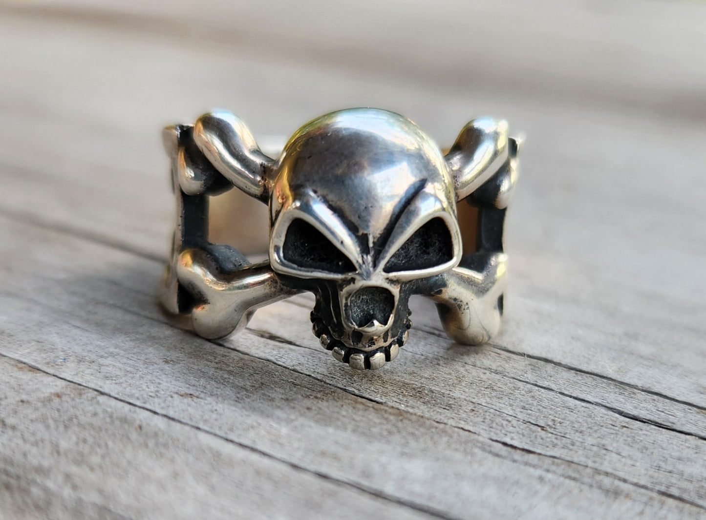 skull and cross bone ring, sterling silver,skull ring,  cross, steampunk, pirate,gothic, punk,hand made,skull,skeleton