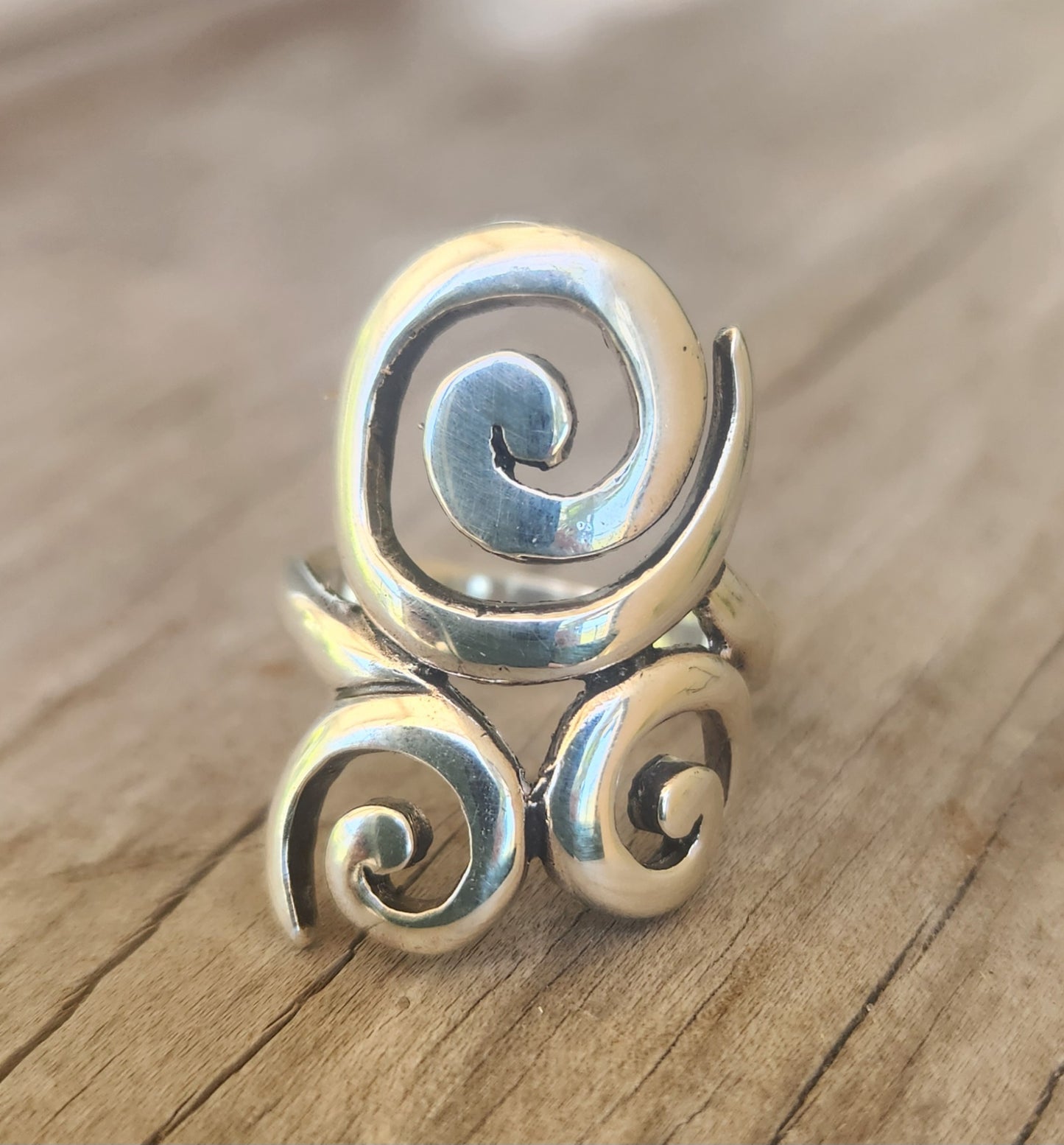 long swirl silver ring,925 sterling,swirl,boho,gypsy,hippy,triple band.