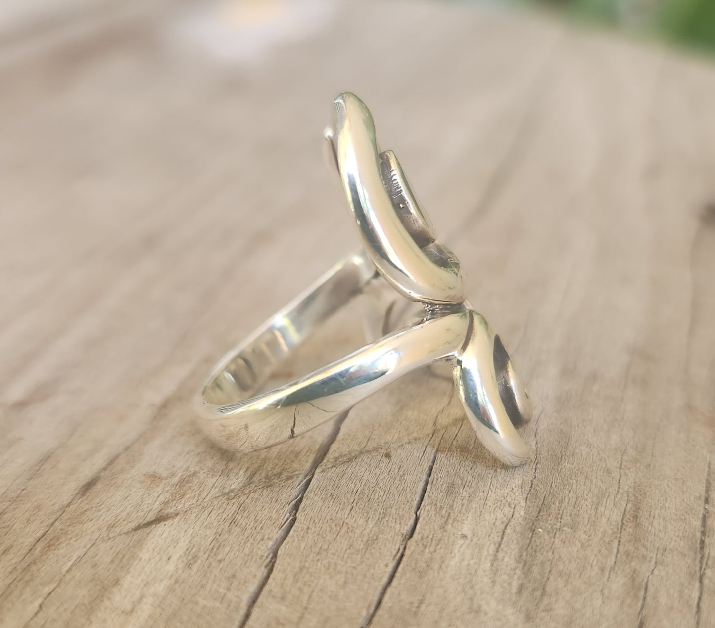 long swirl silver ring,925 sterling,swirl,boho,gypsy,hippy,triple band.