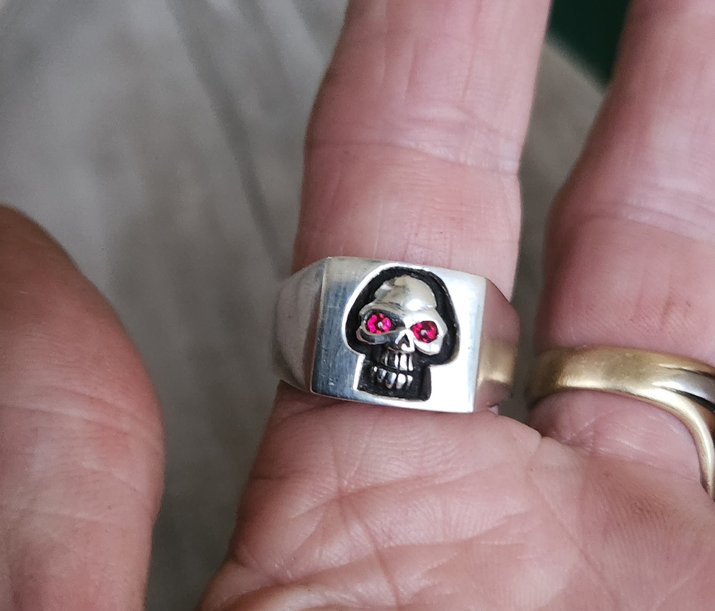 Small Skull signet ring,925 sterling silver, square signet,alternative,steampunk, gothic, punk ,pirate,hipster,man's fashion,hand made