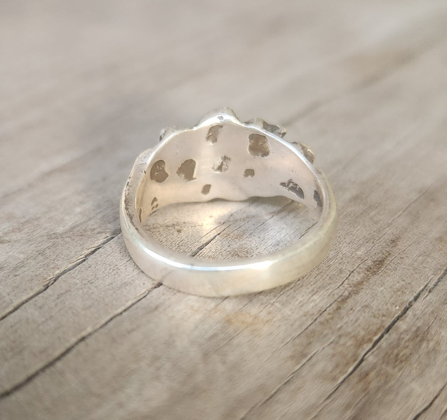 Small Nugget hammered ring,925 Sterling silver,rustic band