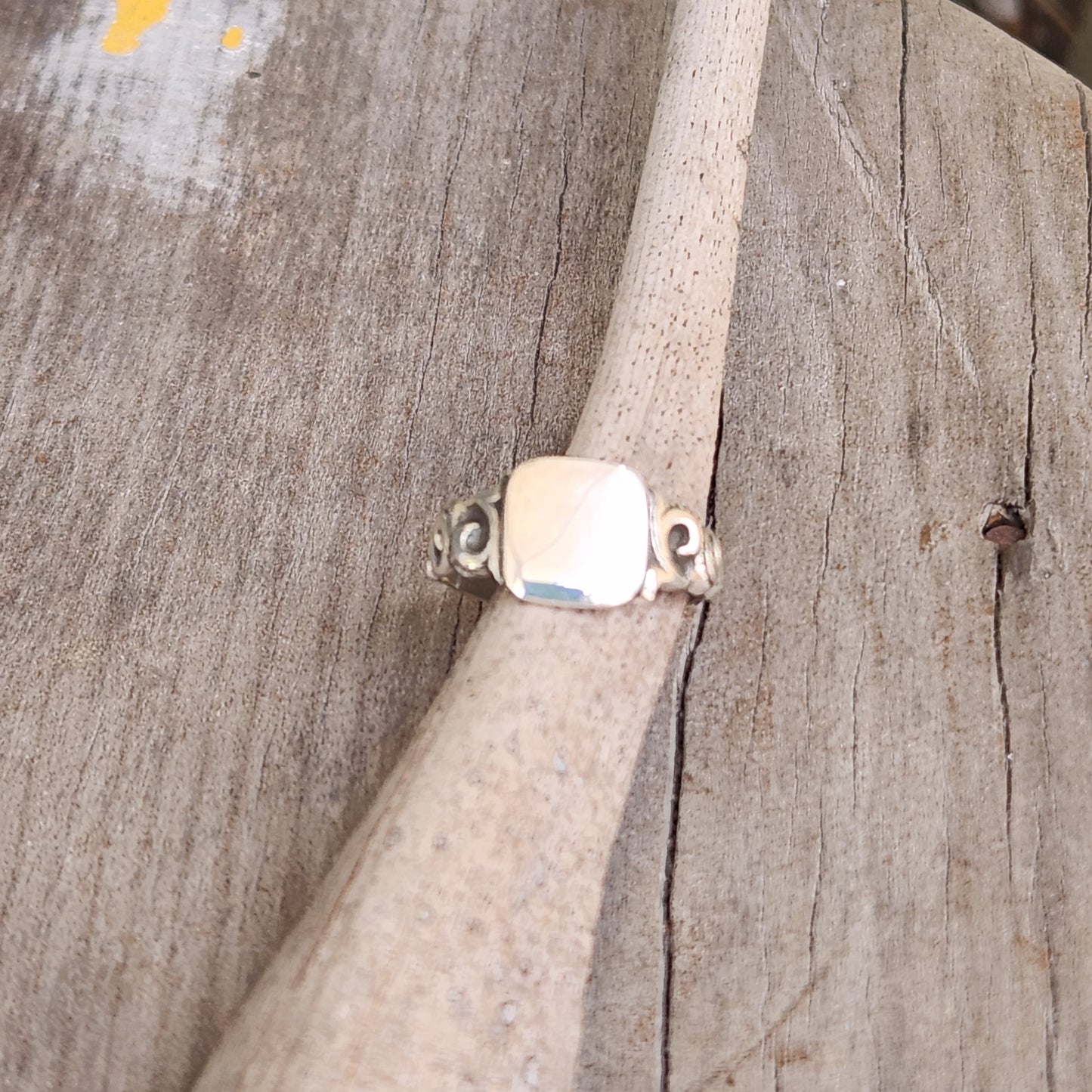 Small square signet ring,925 solid sterling silver,pinkie ring, plain signet,fine,lightweight sq top silver ring