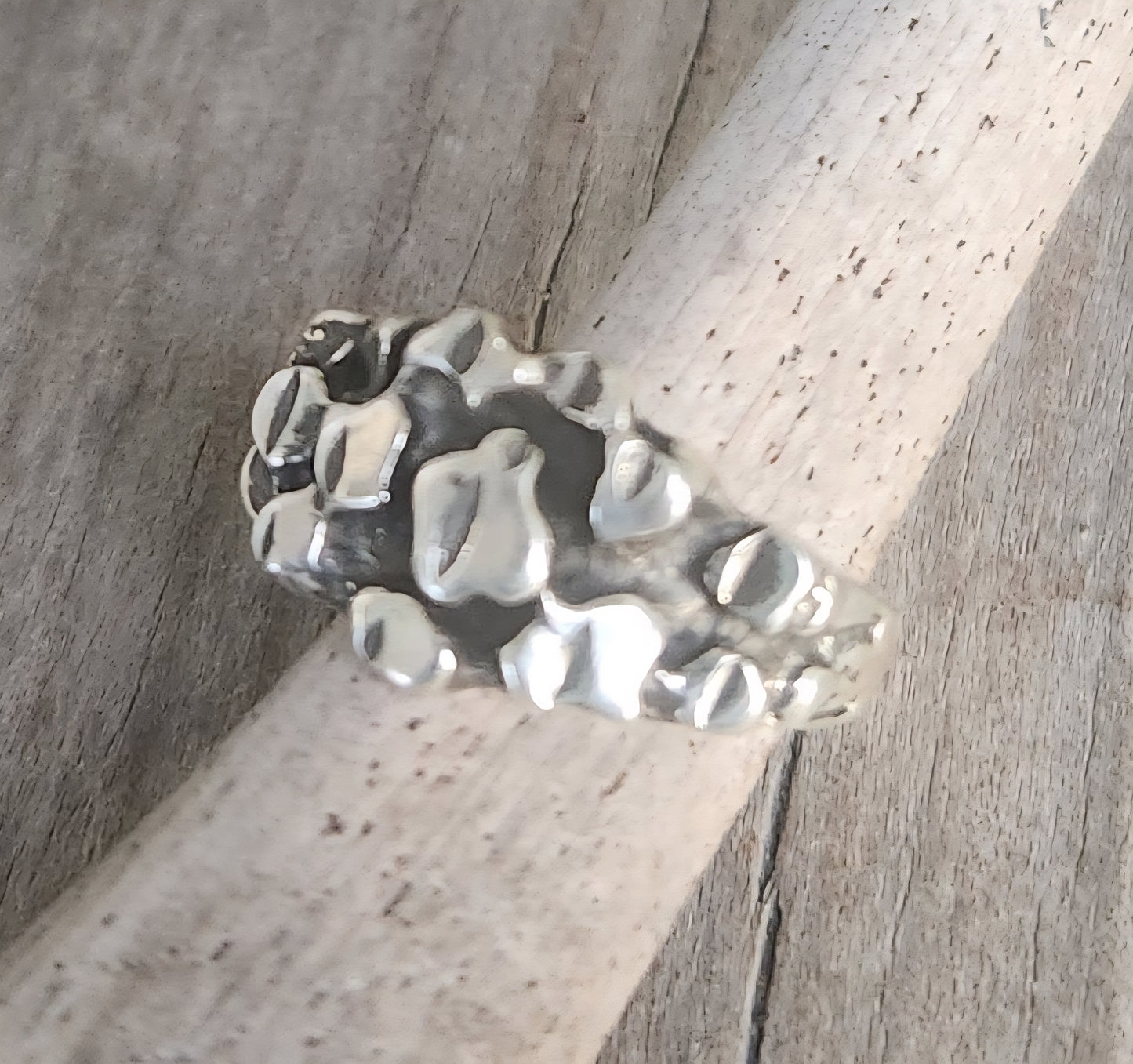 Small Nugget hammered ring,925 Sterling silver,rustic band